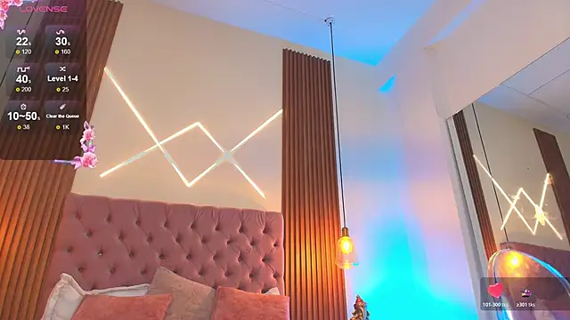 Sophia turneer online show from 19, 10, 2025