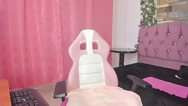 elizabeth mature23 online show from 2, 12, 2024