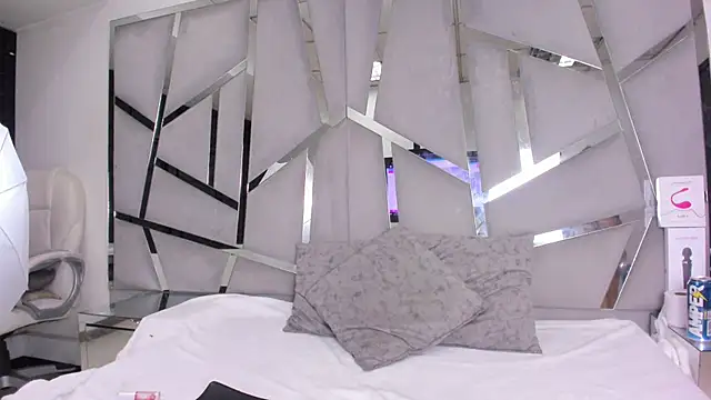 Catherinee69 x online show from 30, 10, 2025