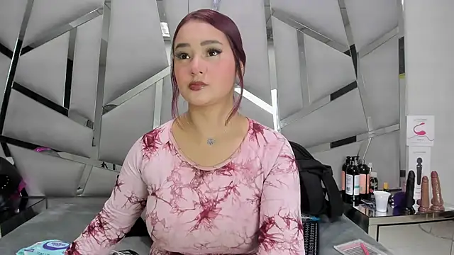 Catherinee69 x online show from 28, 4, 2026