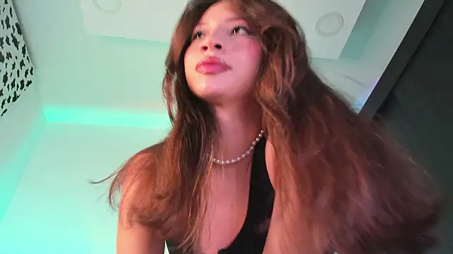 Snapshot of yourf4vpawg chatting on 8, 3, 2026 yourf4vpawg online show from 8, 3, 2026