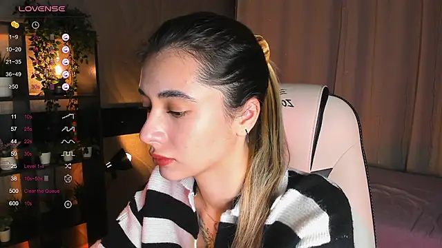 DarlaLike online show from 4, 12, 2025