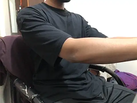 Zeuhorny online show from 6, 3, 2026