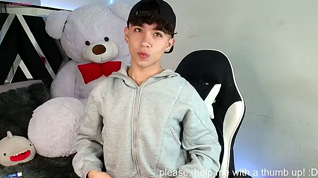 Snapshot of Niico_Cruz chatting on 3, 2, 2025 Niico Cruz online show from 3, 2, 2025