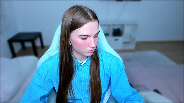 StellaLawless online show from 23, 3, 2025