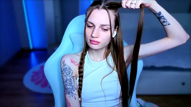 StellaLawless online show from 1, 7, 2026