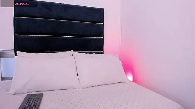 MarilynSmIith online show from 15, 1, 2025