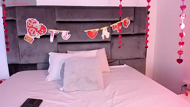 MarilynSmIith online show from 25, 2, 2025