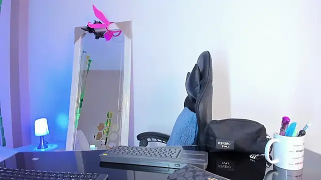 MarilynSmIith online show from 7, 3, 2026