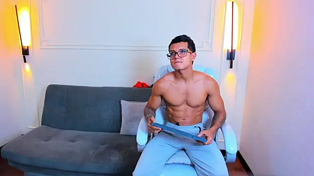 Paradise boy s online show from 31, 3, 2026