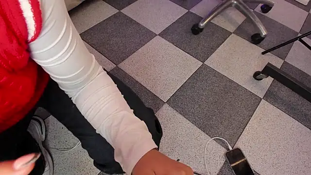 alessiaferry online show from 22, 4, 2026