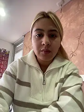 Miabonnett  online show from 23, 10, 2025