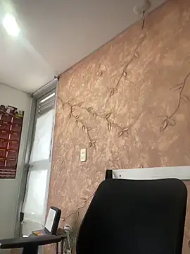 Miabonnett  online show from 17, 12, 2025