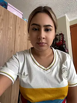 Miabonnett  online show from 17, 6, 2026