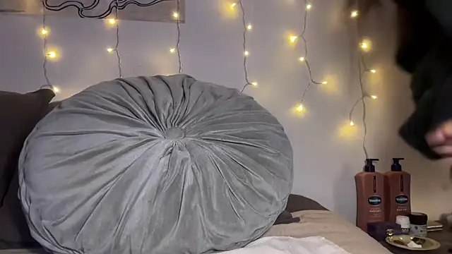 Snapshot of tsjaden777 chatting on 15, 2, 2026 tsjaden777 online show from 15, 2, 2026