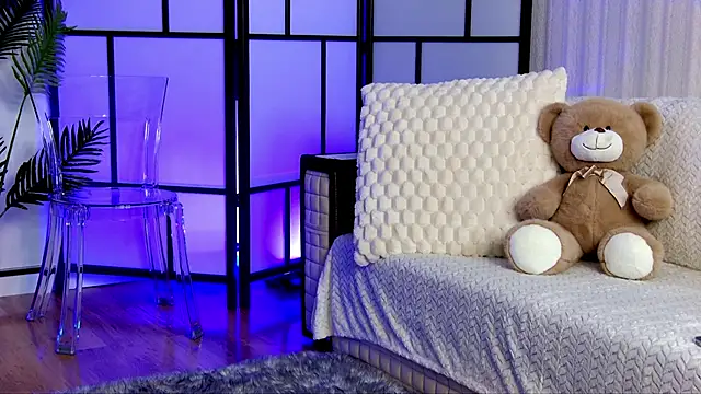 OnlyXandra online show from 24, 11, 2025