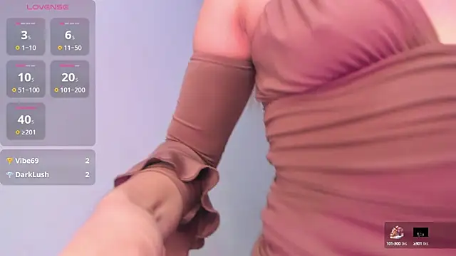 selene tylor  online show from 15, 10, 2025