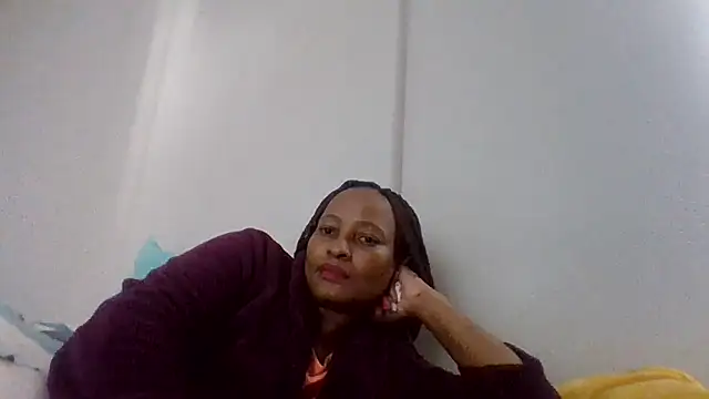 BabeAssXX online show from 21, 4, 2026