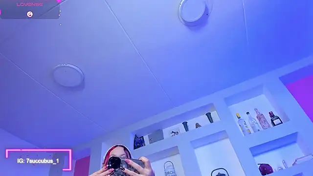 ViolettaBaker  online show from 6, 3, 2026