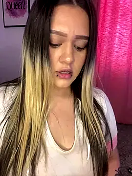 Ari Martin online show from 7, 12, 2024