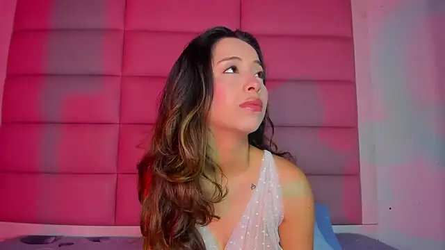 little-Emma online show from 5, 12, 2025