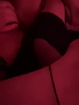 beautifulcouple69 online show from 10, 2, 2026