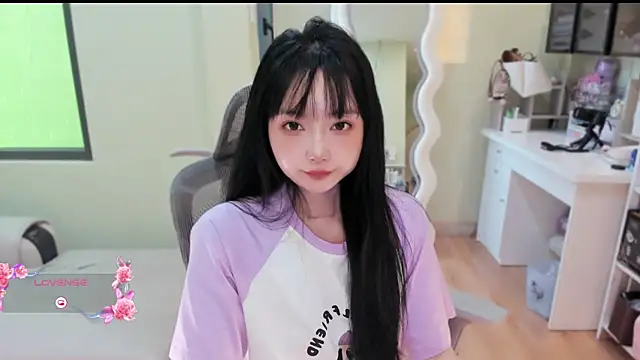 Snapshot of Nery_Asian chatting on 27, 6, 2026 Nery Asian online show from 27, 6, 2026
