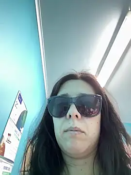 Snapshot of Reinacatchile chatting on 3, 2, 2026 Reinacatchile online show from 3, 2, 2026