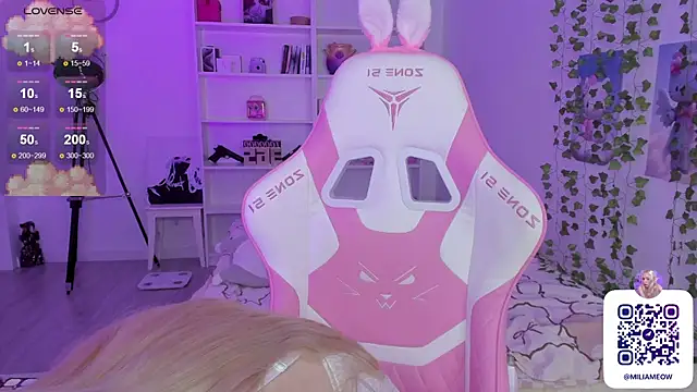 Snapshot of Milia_Parker chatting on 5, 12, 2024 Milia Parker online show from 5, 12, 2024