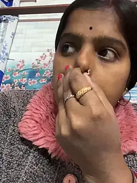 Beauty-queen online show from 25, 1, 2025