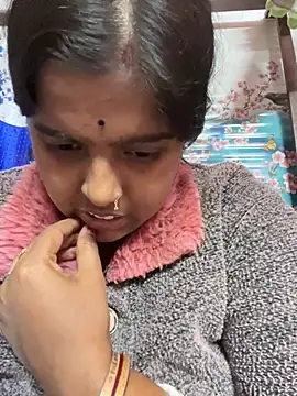 Beauty-queen online show from 1, 2, 2025