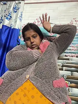 Beauty-queen online show from 4, 2, 2026