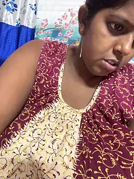 Beauty-queen online show from 28, 4, 2026