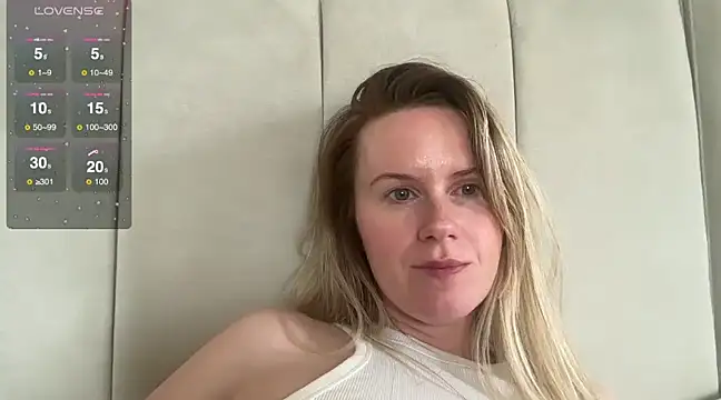 redheadrosie69 online show from 4, 3, 2025