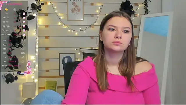 Josephine Kiss online show from 10, 3, 2026