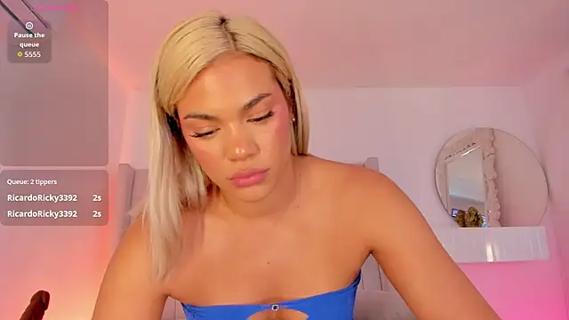 Shelynna azzul online show from 21, 4, 2026