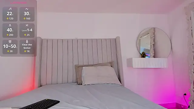 Shelynna azzul online show from 24, 4, 2026