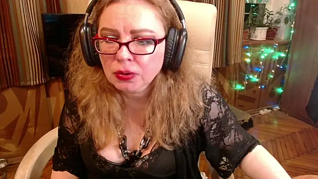 Miss Tress online show from 24, 7, 2026