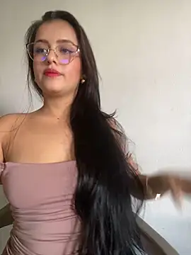 AbbyMillerrr online show from 28, 4, 2026