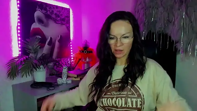 HelenLuxx online show from 21, 2, 2026