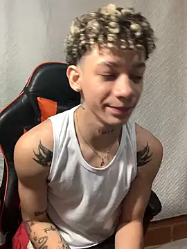 Snapshot of mateodeamjo chatting on 14, 12, 2024 mateodeamjo online show from 14, 12, 2024