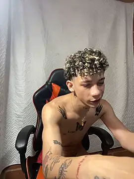 Snapshot of mateodeamjo chatting on 14, 12, 2024 mateodeamjo online show from 14, 12, 2024