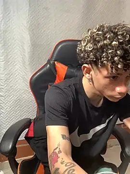 Snapshot of mateodeamjo chatting on 21, 12, 2024 mateodeamjo online show from 21, 12, 2024