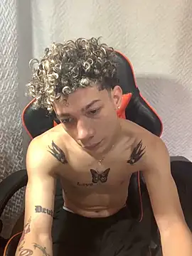 Snapshot of mateodeamjo chatting on 23, 12, 2024 mateodeamjo online show from 23, 12, 2024