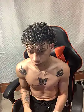 Snapshot of mateodeamjo chatting on 31, 12, 2024 mateodeamjo online show from 31, 12, 2024