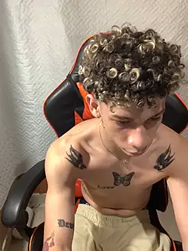 Snapshot of mateodeamjo chatting on 12, 1, 2025 mateodeamjo online show from 12, 1, 2025