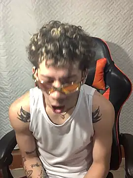 Snapshot of mateodeamjo chatting on 25, 1, 2025 mateodeamjo online show from 25, 1, 2025