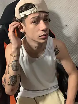 Snapshot of mateodeamjo chatting on 28, 1, 2025 mateodeamjo online show from 28, 1, 2025