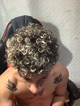 Snapshot of mateodeamjo chatting on 15, 3, 2025 mateodeamjo online show from 15, 3, 2025