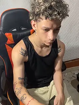 Snapshot of mateodeamjo chatting on 23, 3, 2025 mateodeamjo online show from 23, 3, 2025